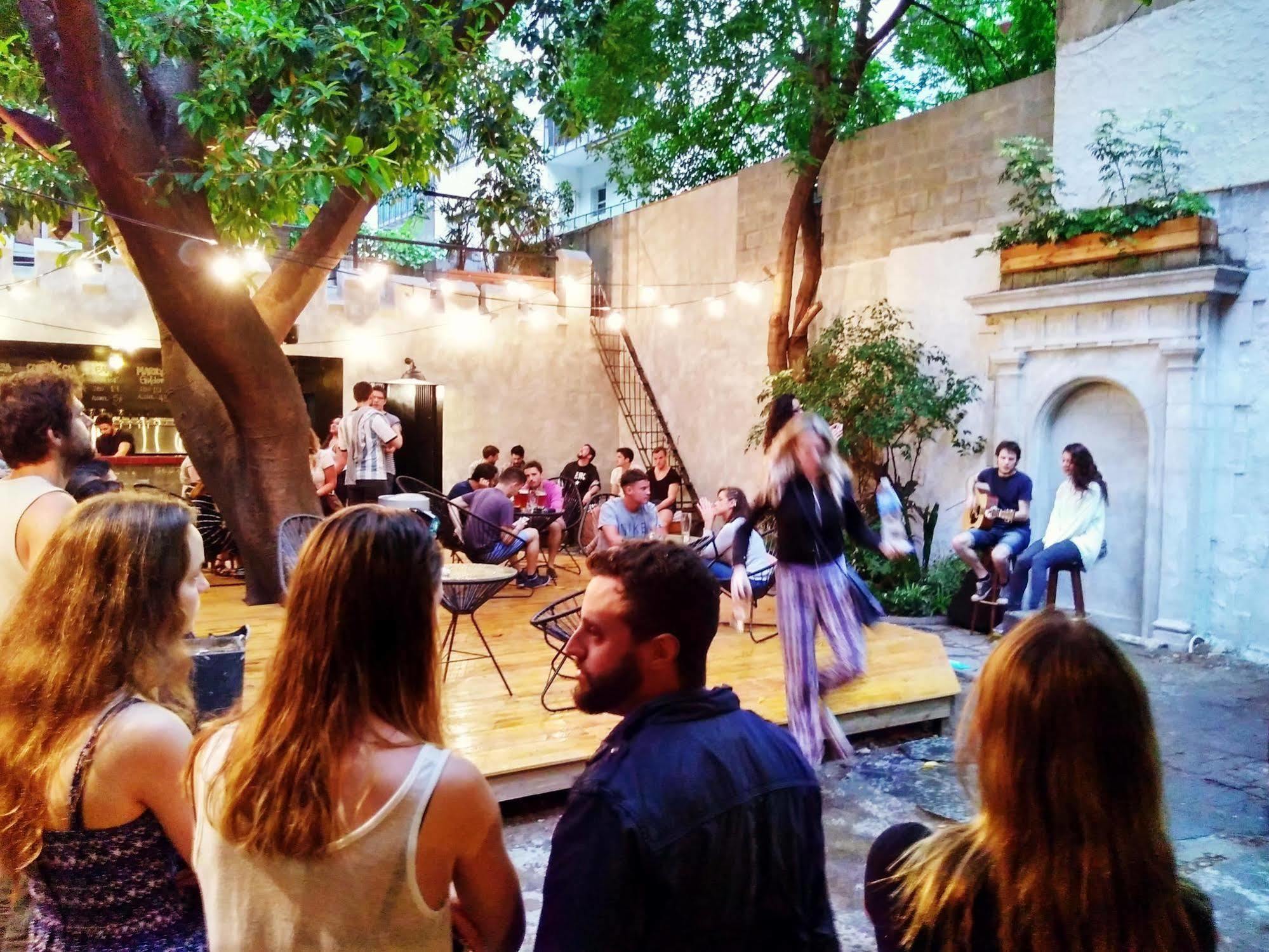 Art Factory Beer Garden Vandrarhem Buenos Aires Exteriör bild